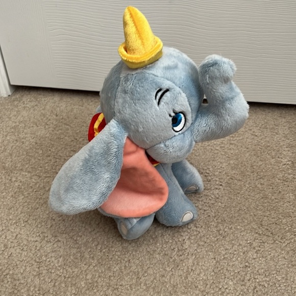 Authentic Disney Parks 10" Dumbo Plush Elephant with Hat Stuffed‎ Animal T - Picture 2 of 6